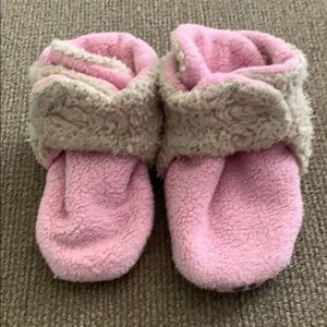 Zutano baby booties with grip bottoms